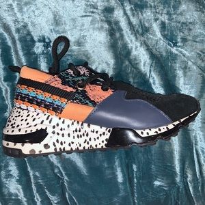 Steve Madden Sneakers